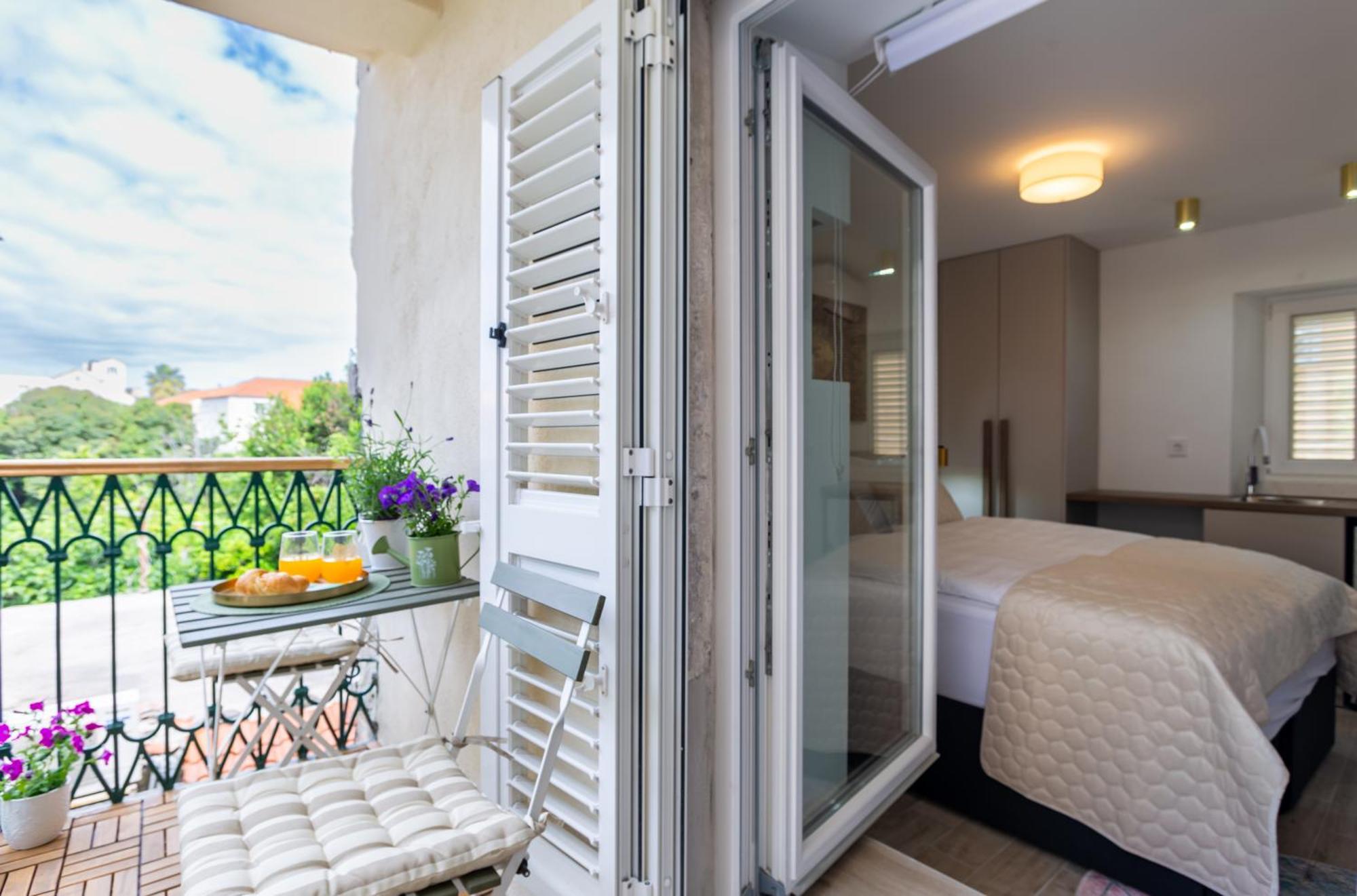 Luxury Lifestyle Rooms Split Buitenkant foto